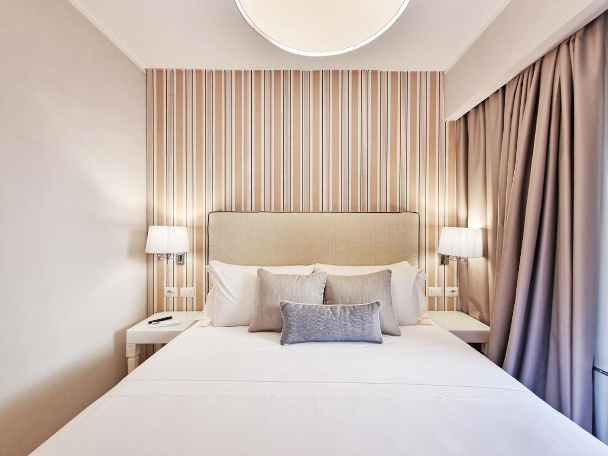 Hotel Plaza Porto Azzurro Luaran gambar