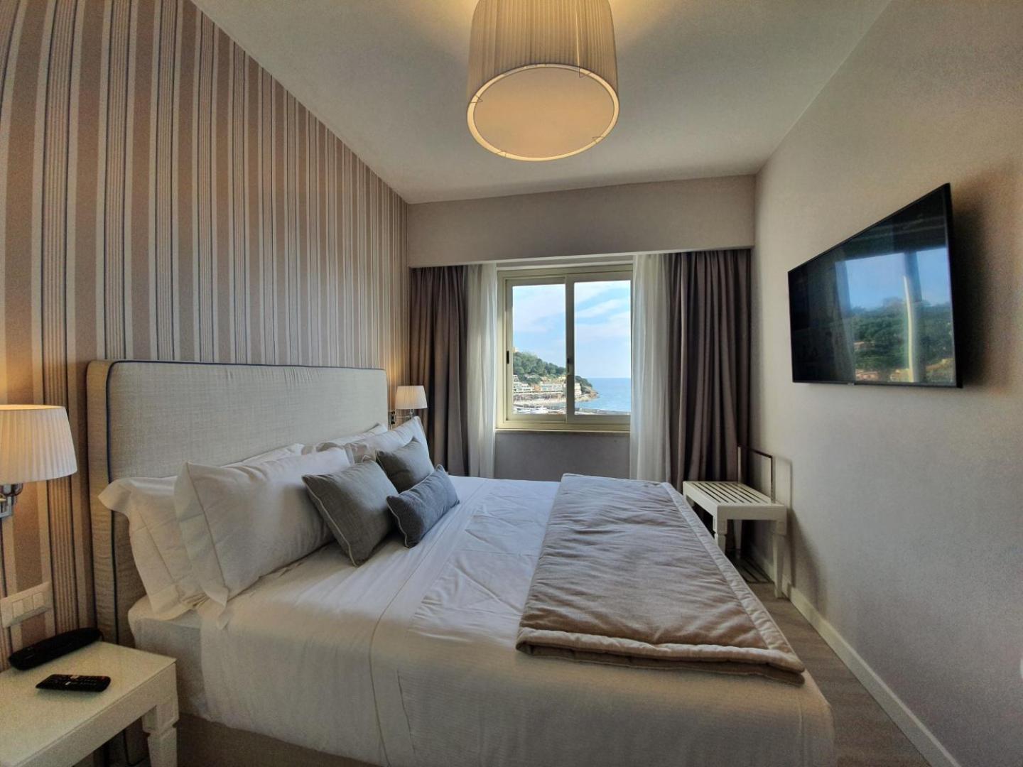 Hotel Plaza Porto Azzurro Bilik gambar